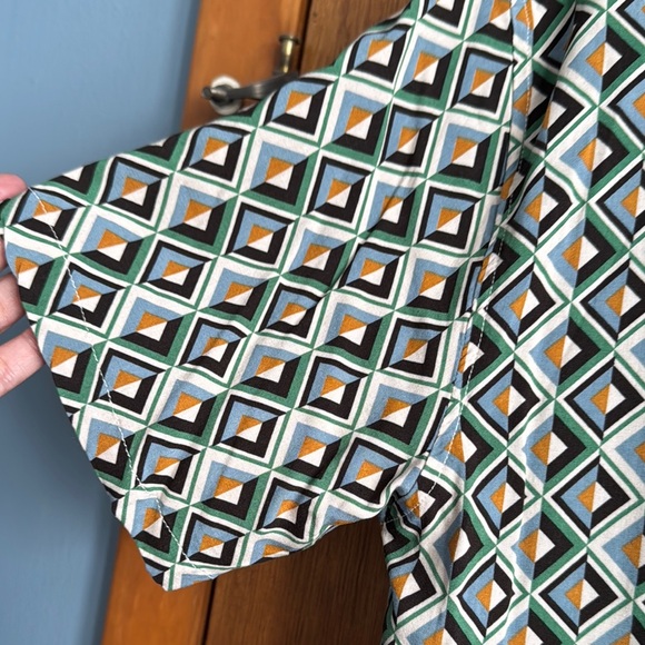 Pull&Bear Men's Geometric Green short sleeve M button down shirt - Picture 5 of 6